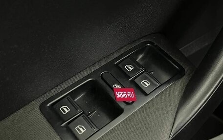 Volkswagen Polo VI (EU Market), 2011 год, 690 000 рублей, 16 фотография