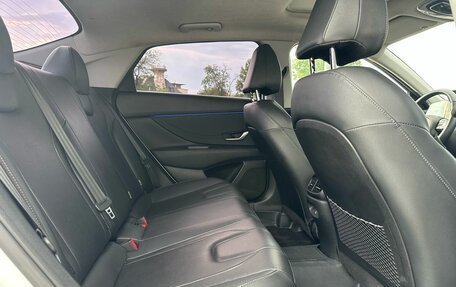 Hyundai Elantra, 2023 год, 2 499 900 рублей, 10 фотография