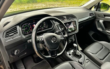 Volkswagen Tiguan II, 2018 год, 2 730 000 рублей, 15 фотография