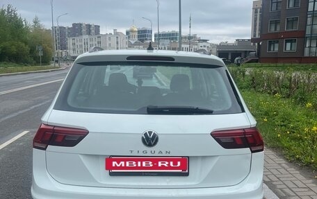 Volkswagen Tiguan II, 2021 год, 2 500 000 рублей, 4 фотография