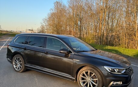 Volkswagen Passat B8 рестайлинг, 2018 год, 2 400 000 рублей, 2 фотография