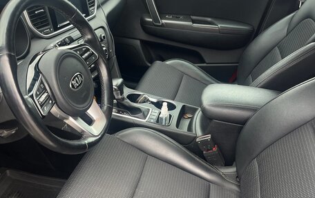 KIA Sportage IV рестайлинг, 2019 год, 2 240 000 рублей, 11 фотография