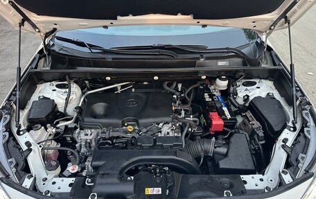 Toyota RAV4, 2022 год, 3 700 000 рублей, 9 фотография