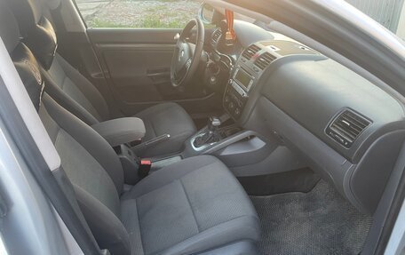 Volkswagen Jetta VI, 2006 год, 650 000 рублей, 6 фотография