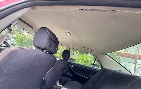 Toyota Corolla, 2004 год, 390 000 рублей, 10 фотография