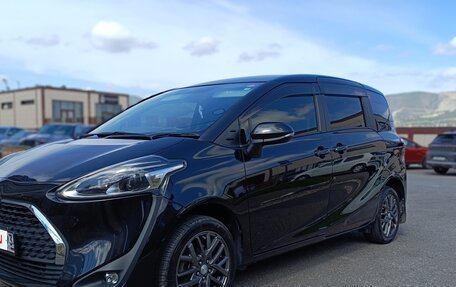 Toyota Sienta II, 2019 год, 1 750 000 рублей, 2 фотография