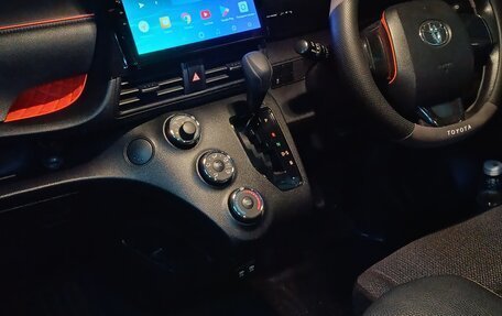 Toyota Sienta II, 2019 год, 1 750 000 рублей, 6 фотография