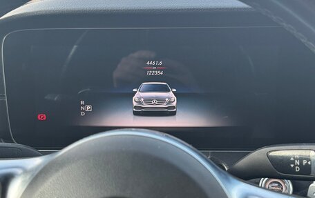 Mercedes-Benz E-Класс, 2019 год, 3 700 000 рублей, 13 фотография