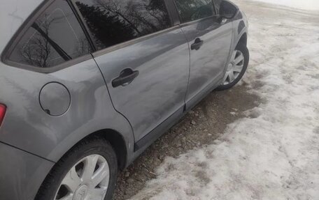 Citroen C4 II рестайлинг, 2011 год, 315 000 рублей, 3 фотография