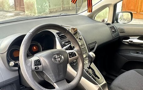 Toyota Auris II, 2012 год, 1 200 000 рублей, 9 фотография