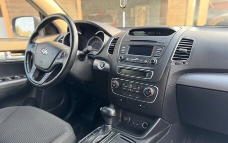 KIA Sorento II рестайлинг, 2014 год, 1 680 000 рублей, 2 фотография