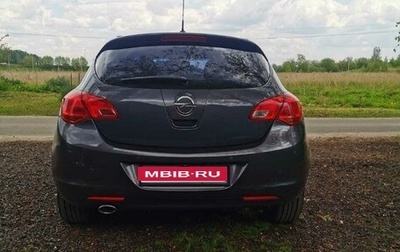 Opel Astra J, 2012 год, 800 000 рублей, 1 фотография