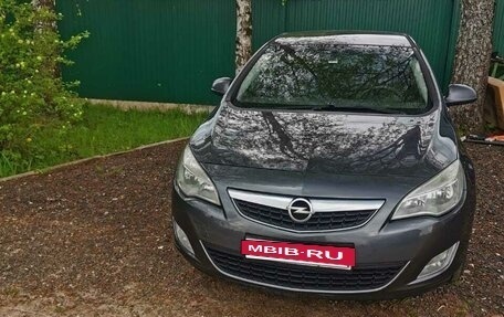Opel Astra J, 2012 год, 800 000 рублей, 5 фотография