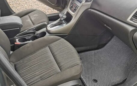 Opel Astra J, 2012 год, 800 000 рублей, 6 фотография