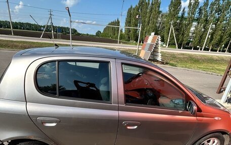 Toyota Yaris I рестайлинг, 2003 год, 550 000 рублей, 2 фотография