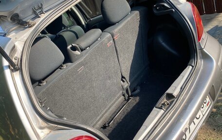 Toyota Yaris I рестайлинг, 2003 год, 550 000 рублей, 6 фотография