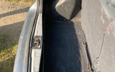 Toyota Yaris I рестайлинг, 2003 год, 550 000 рублей, 7 фотография