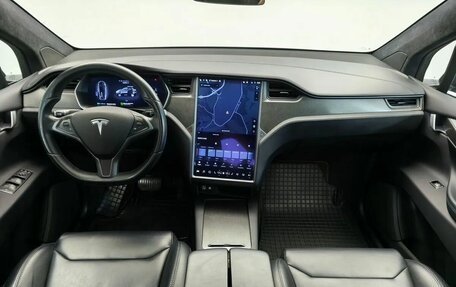 Tesla Model X I, 2018 год, 3 550 000 рублей, 14 фотография