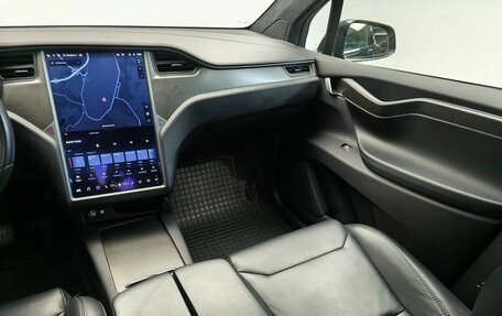 Tesla Model X I, 2018 год, 3 550 000 рублей, 16 фотография