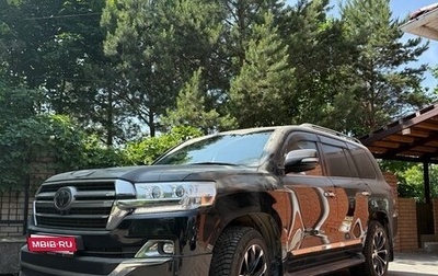 Toyota Land Cruiser 200, 2018 год, 8 595 000 рублей, 1 фотография