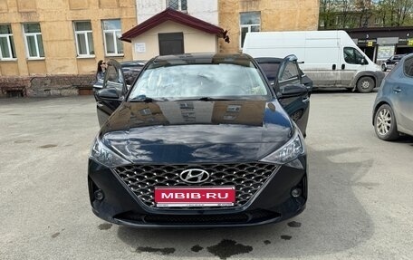 Hyundai Solaris II рестайлинг, 2020 год, 1 650 000 рублей, 1 фотография