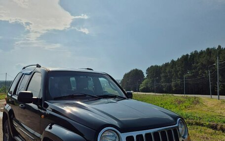 Jeep Cherokee, 2006 год, 1 070 000 рублей, 2 фотография