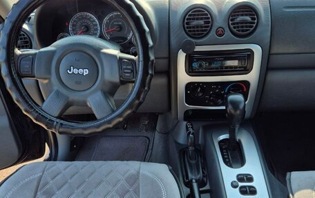 Jeep Cherokee, 2006 год, 1 070 000 рублей, 14 фотография