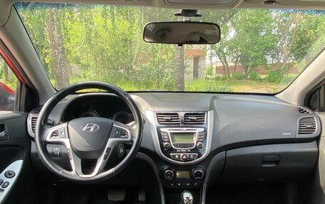 Hyundai Solaris II рестайлинг, 2012 год, 910 000 рублей, 5 фотография