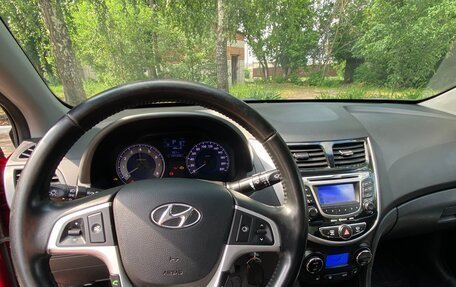 Hyundai Solaris II рестайлинг, 2012 год, 910 000 рублей, 6 фотография