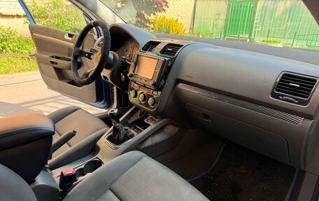Volkswagen Golf V, 2004 год, 270 000 рублей, 20 фотография