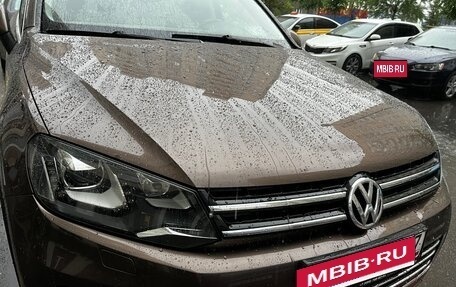 Volkswagen Touareg III, 2011 год, 1 890 000 рублей, 23 фотография