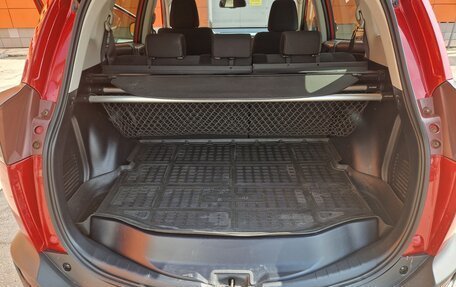 Toyota RAV4, 2013 год, 1 900 000 рублей, 13 фотография
