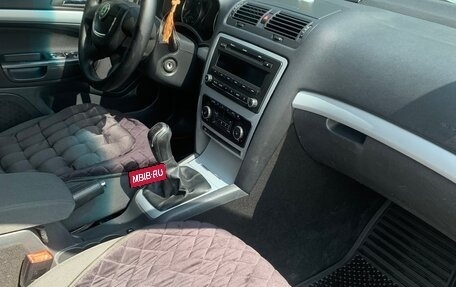 Skoda Octavia, 2011 год, 900 000 рублей, 5 фотография