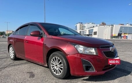 Chevrolet Cruze II, 2010 год, 440 000 рублей, 3 фотография