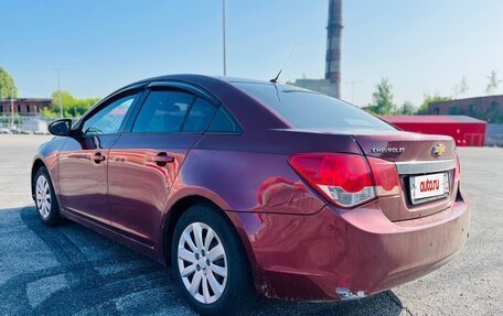 Chevrolet Cruze II, 2010 год, 440 000 рублей, 6 фотография