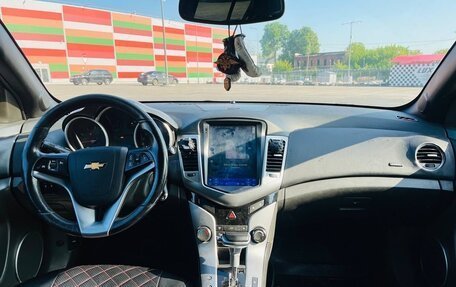 Chevrolet Cruze II, 2010 год, 440 000 рублей, 13 фотография
