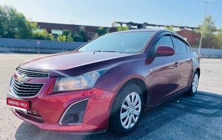 Chevrolet Cruze II, 2010 год, 440 000 рублей, 17 фотография