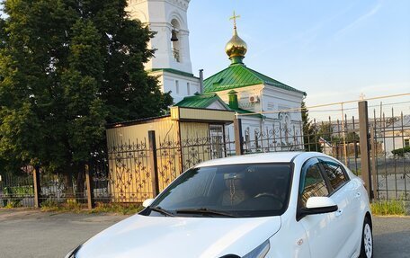 KIA Rio IV, 2019 год, 1 570 000 рублей, 4 фотография