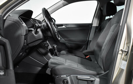 Volkswagen Tiguan II, 2018 год, 2 679 000 рублей, 12 фотография