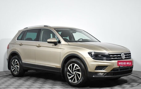 Volkswagen Tiguan II, 2018 год, 2 679 000 рублей, 3 фотография