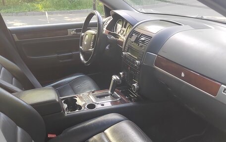 Volkswagen Touareg III, 2006 год, 950 000 рублей, 25 фотография