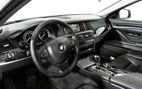 BMW 5 серия, 2014 год, 1 990 700 рублей, 11 фотография