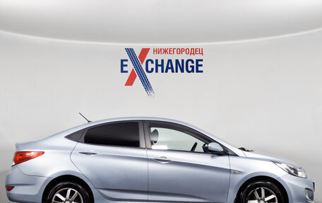 Hyundai Solaris II рестайлинг, 2011 год, 810 000 рублей, 3 фотография