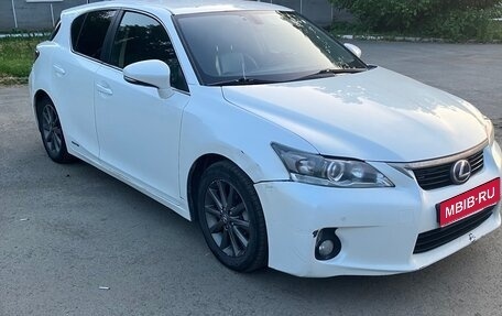 Lexus CT I рестайлинг, 2011 год, 1 190 000 рублей, 1 фотография