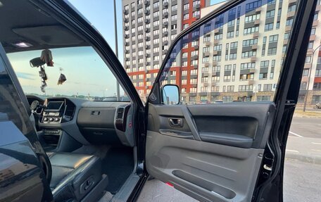 Mitsubishi Pajero III рестайлинг, 2002 год, 1 100 000 рублей, 11 фотография