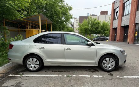 Volkswagen Jetta VI, 2014 год, 1 000 000 рублей, 4 фотография