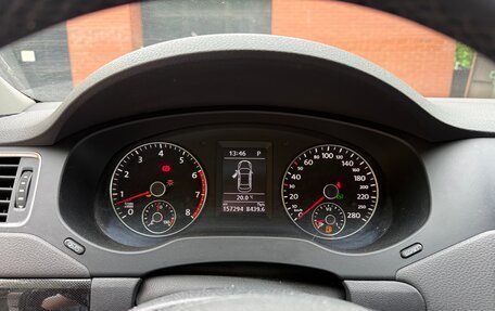 Volkswagen Jetta VI, 2014 год, 1 000 000 рублей, 26 фотография