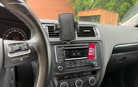 Volkswagen Jetta VI, 2014 год, 1 000 000 рублей, 27 фотография