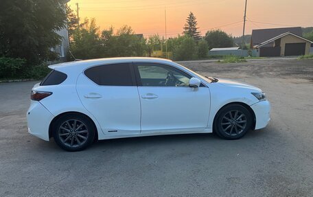 Lexus CT I рестайлинг, 2011 год, 1 190 000 рублей, 3 фотография