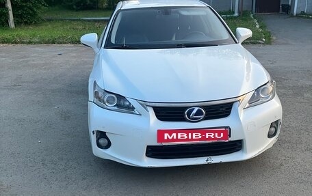 Lexus CT I рестайлинг, 2011 год, 1 190 000 рублей, 2 фотография